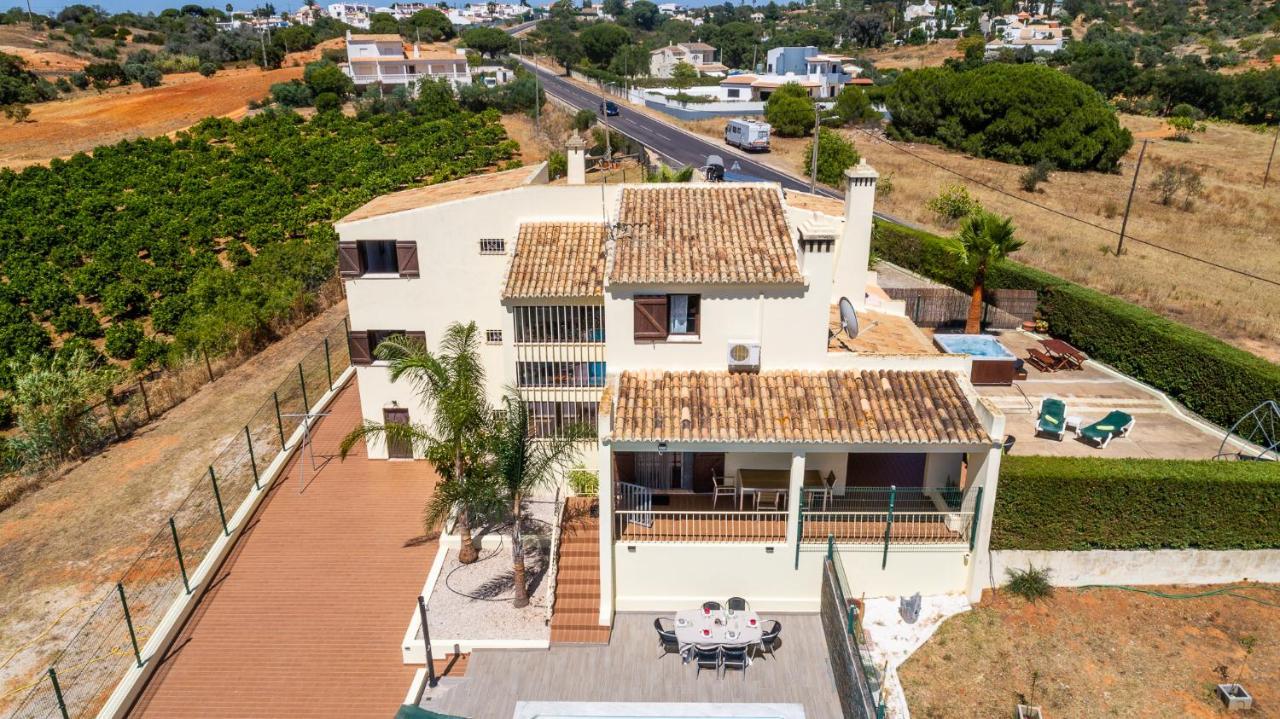 Five Bedrooms Villa, Heated Pool, Hot Tub And Free Wifi, Lots Of Space Guia  Exterior foto